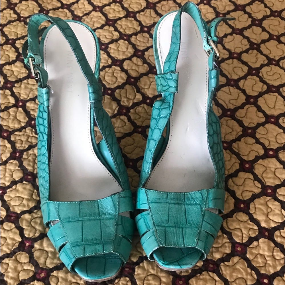 Nine West green open toe slingback heel